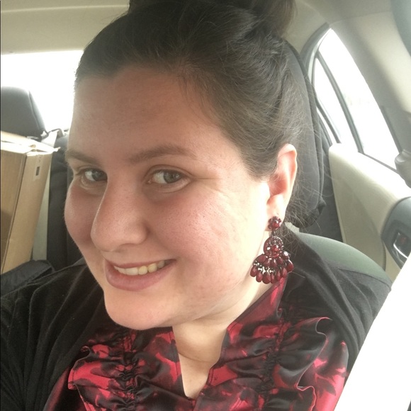 Meet your Posher, Zayna - Picture 3 of 6